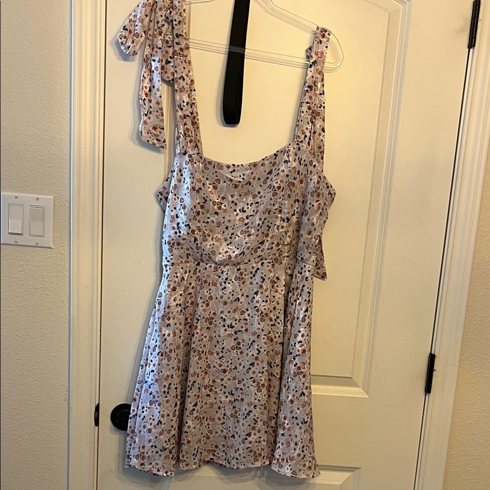 Francesca's Collections Floral Mini Dress - Pink and White